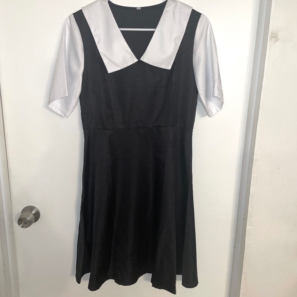 NWOT Women's Cosplay Costume School Uniform Dress Black/White Size Small
